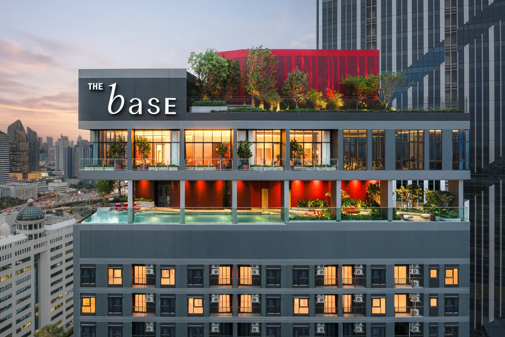 The Base Urban Rama9 5 (Large)