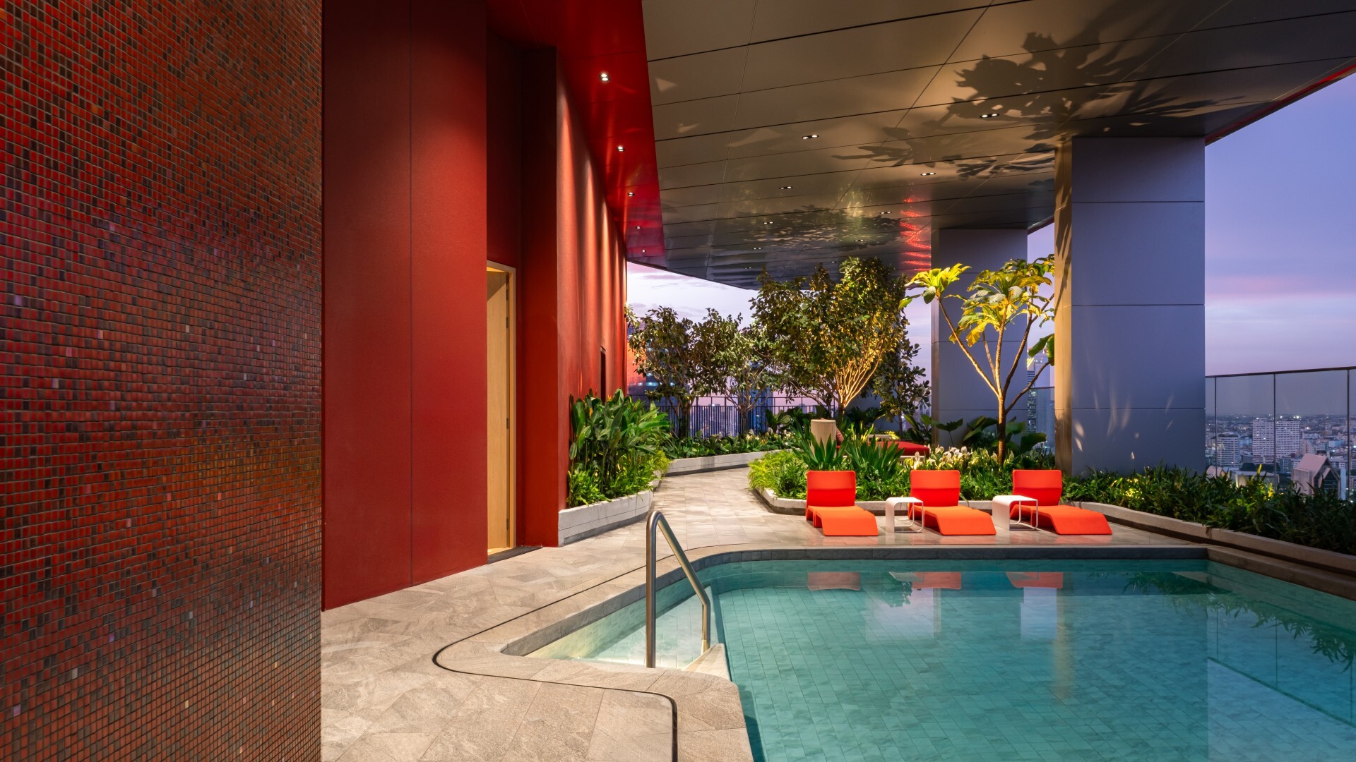 The Base Urban Rama9 41 (Large)